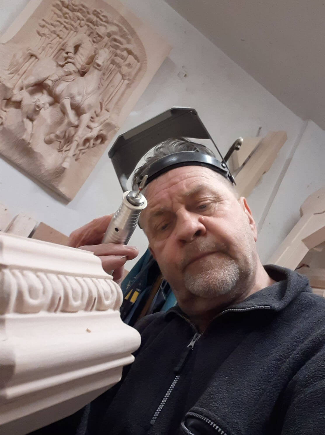 Sculptor Tadeusz Swiatek at work